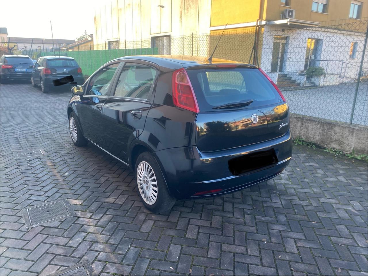 Fiat Grande Punto 1.4 5 porte neopatentati unici prop