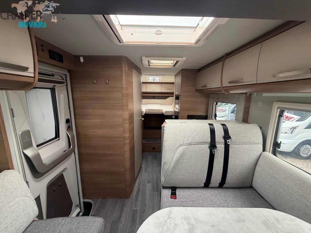 Knaus LIVE I 700 MEG MOTORHOME LETTI GEMELLI