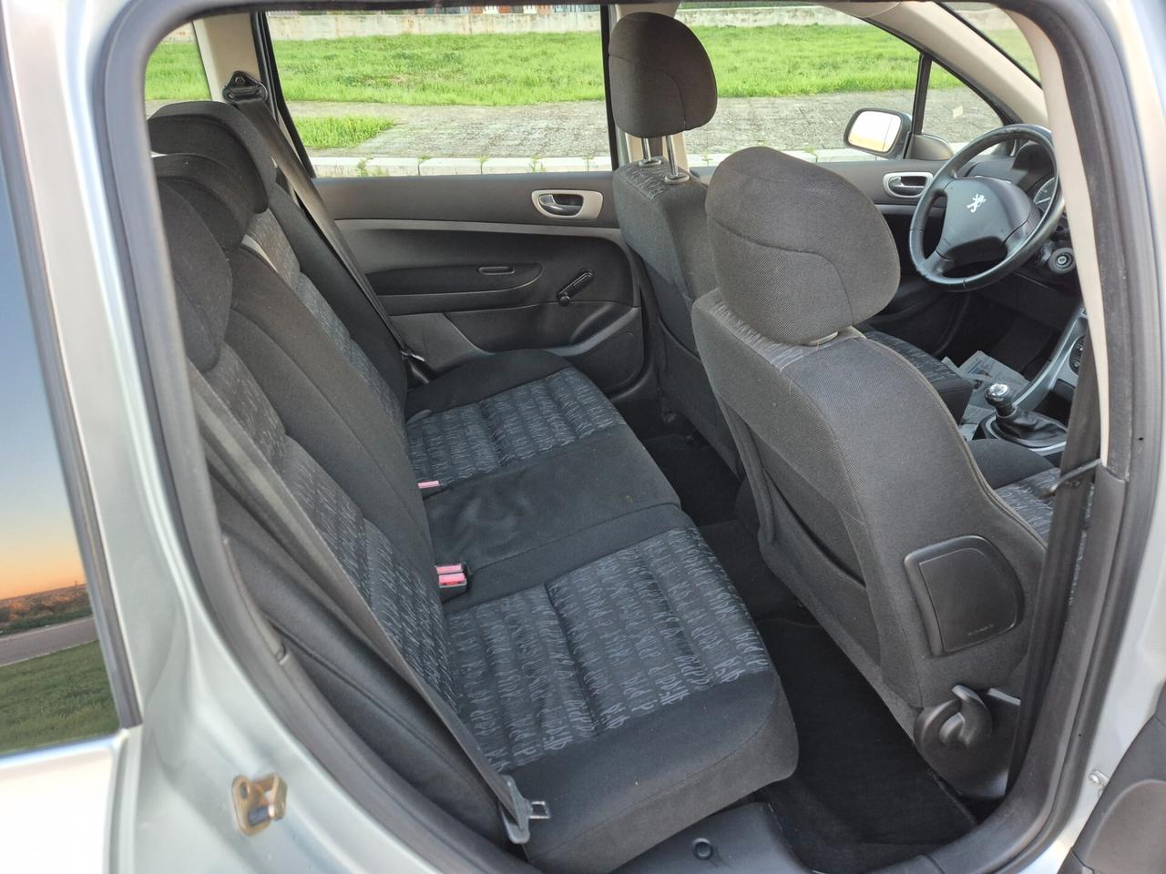 Peugeot 307 1.6 16V HDi 110CV anno 05