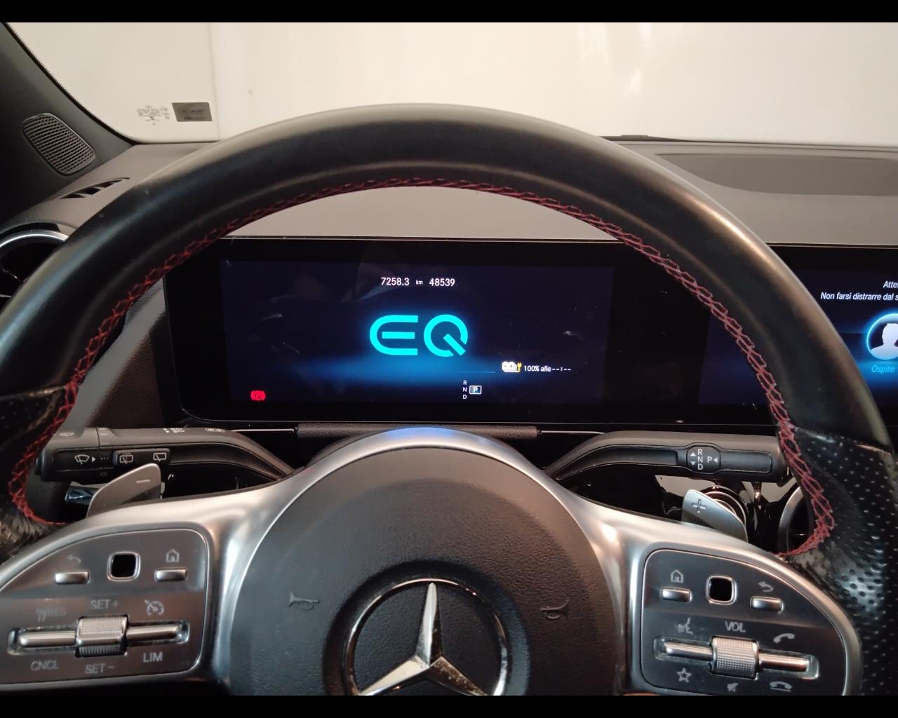 Mercedes-Benz GLA-H247 2020 - GLA 250 e phev (eq-power) Premium auto
