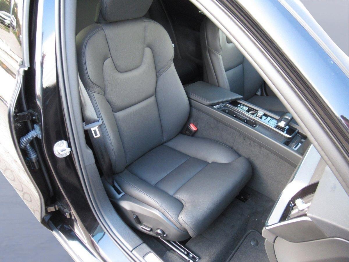 Volvo V60 T8 Plug-in Hybrid AWD automatico Plus Bright