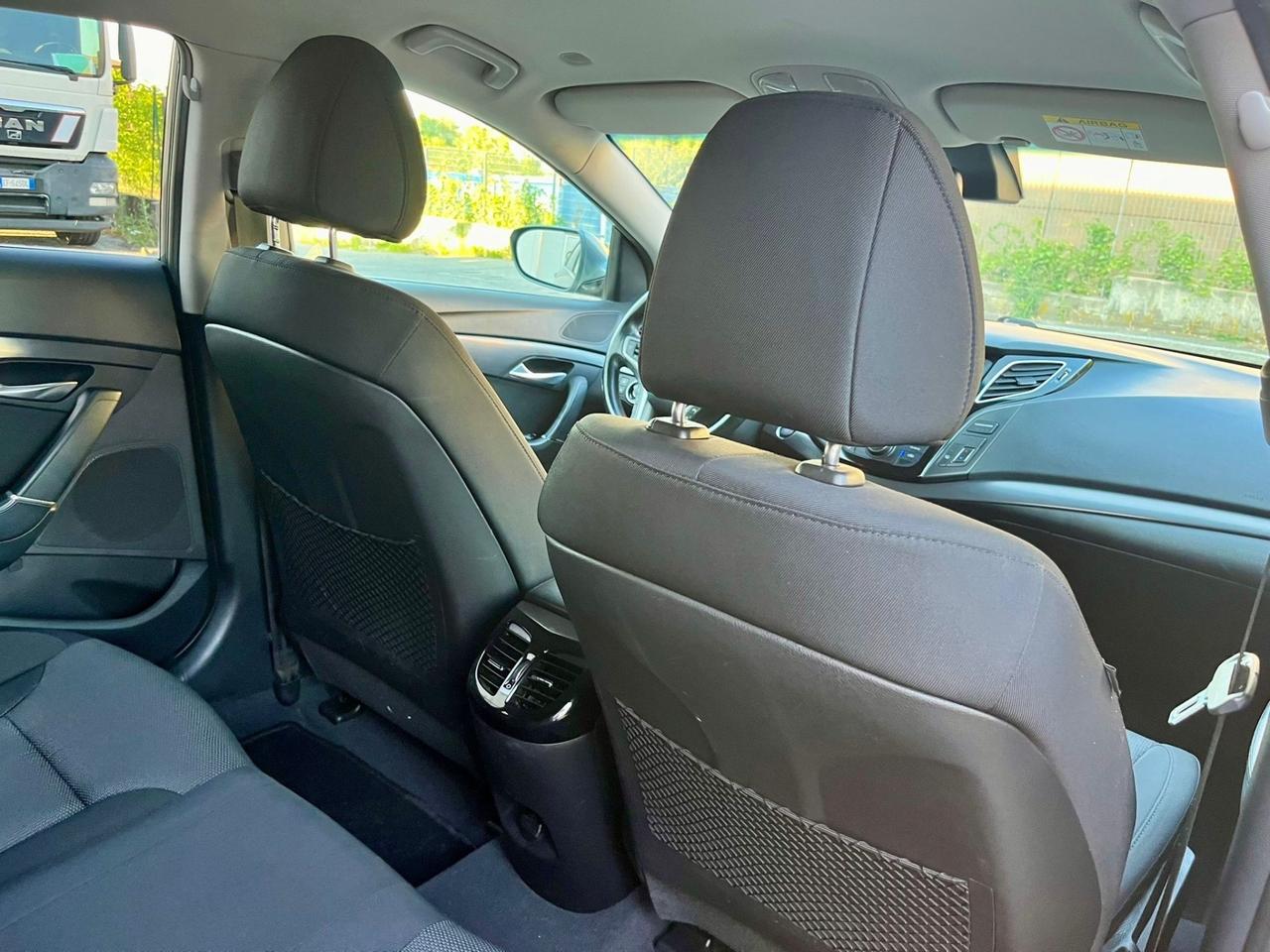 Hyundai i40 1.7d 2015 automatica 156.000km euro6