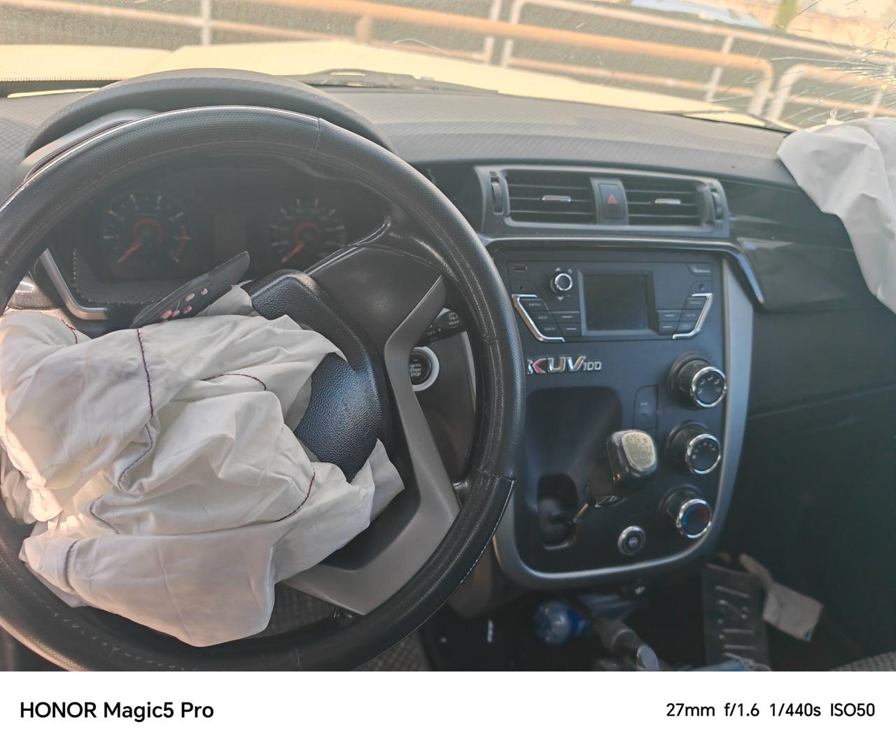Mahindra KUV100 1.2 VVT K8