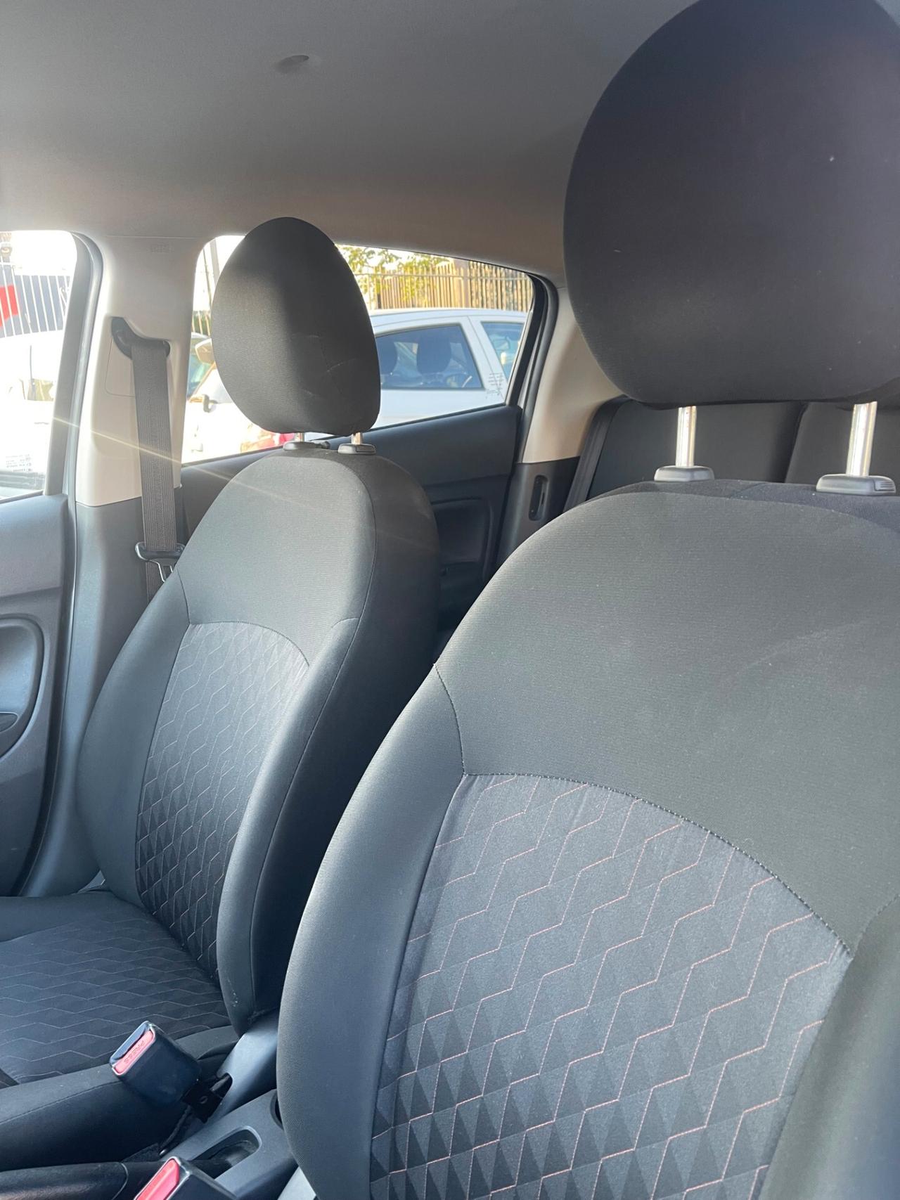 Mitsubishi Space Star 1.2 Intense SDA