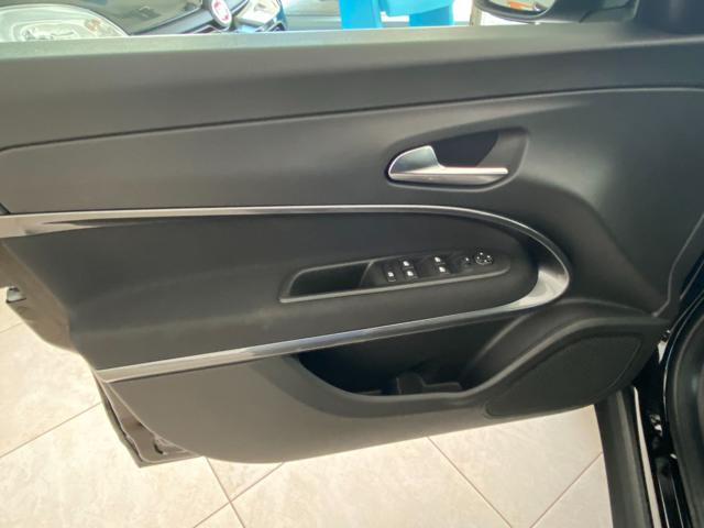 FIAT 600 Hybrid 110 CV DCT MHEV Icon