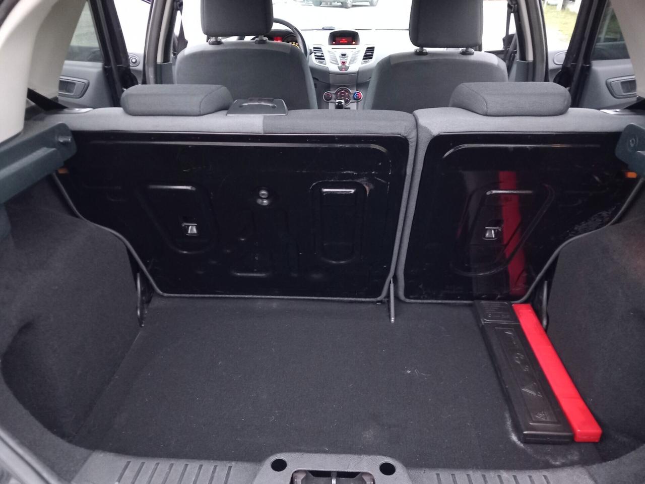 Ford Fiesta 1.4 96CV AUTOMATICA 5 porte