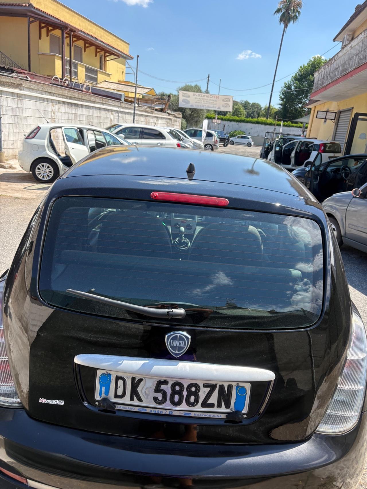 Lancia Ypsilon 1.2 Argento