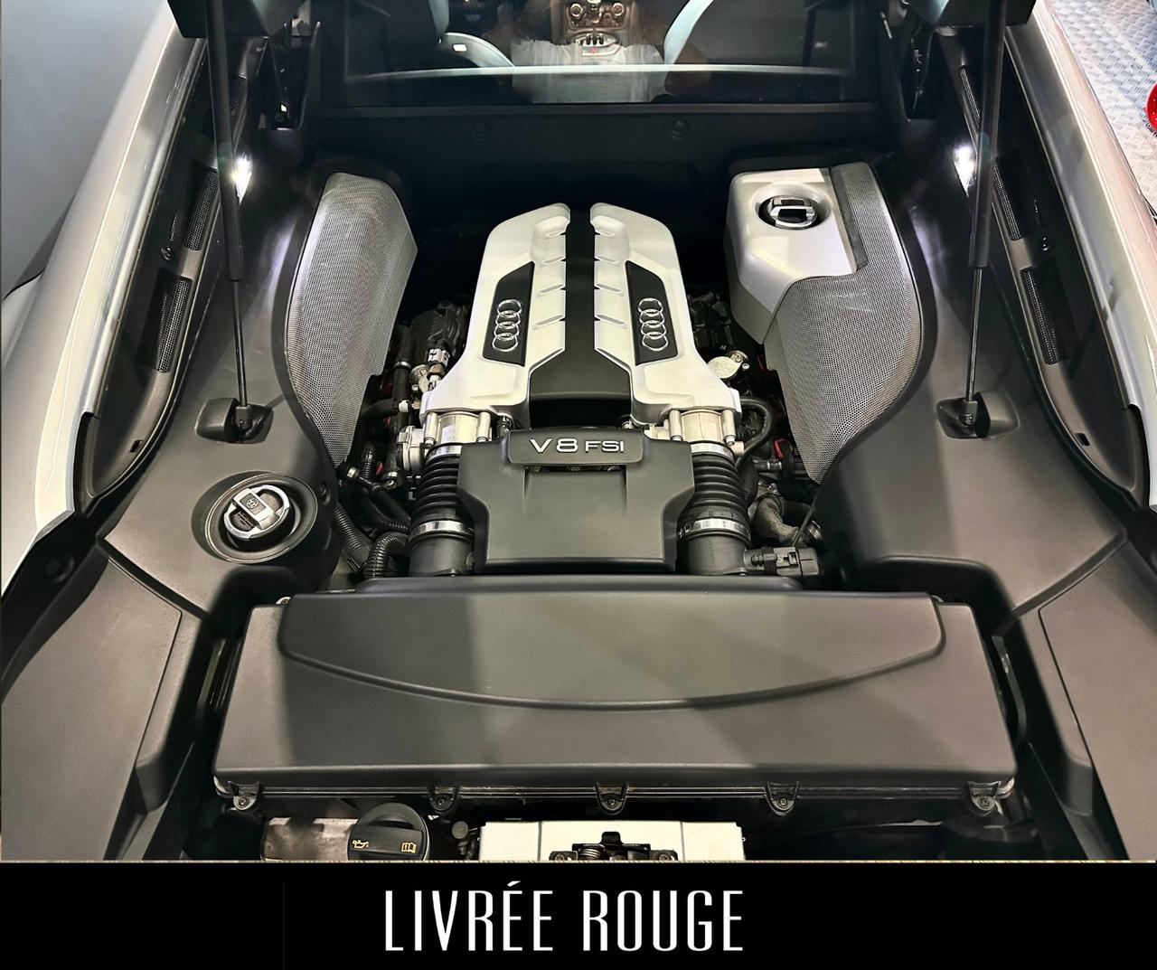 Audi R8 4.2 V8 quattro MANUALE