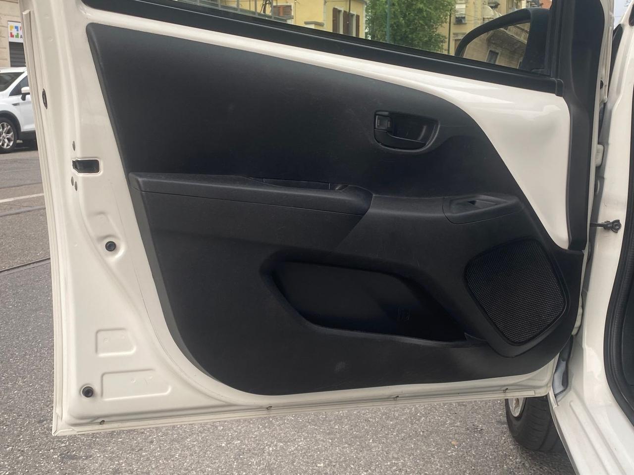 Toyota Aygo X-Play #11983