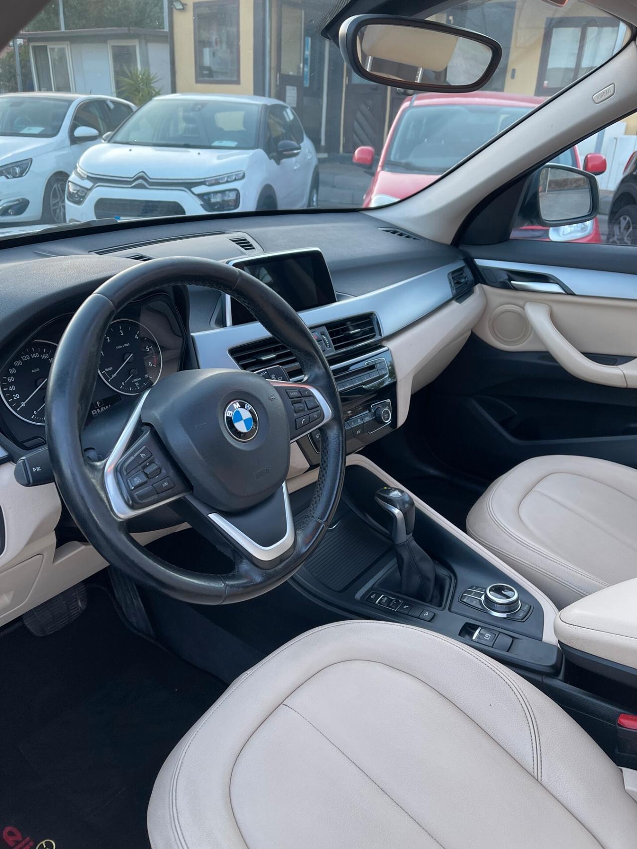 Bmw X1 xDrive20d 190cv tettuccio apribile