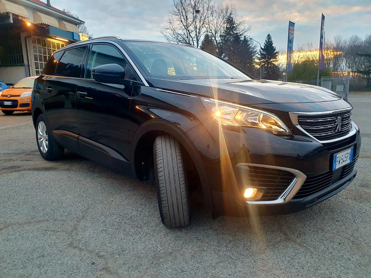 Peugeot 5008 BlueHDi 130 S&S Allure