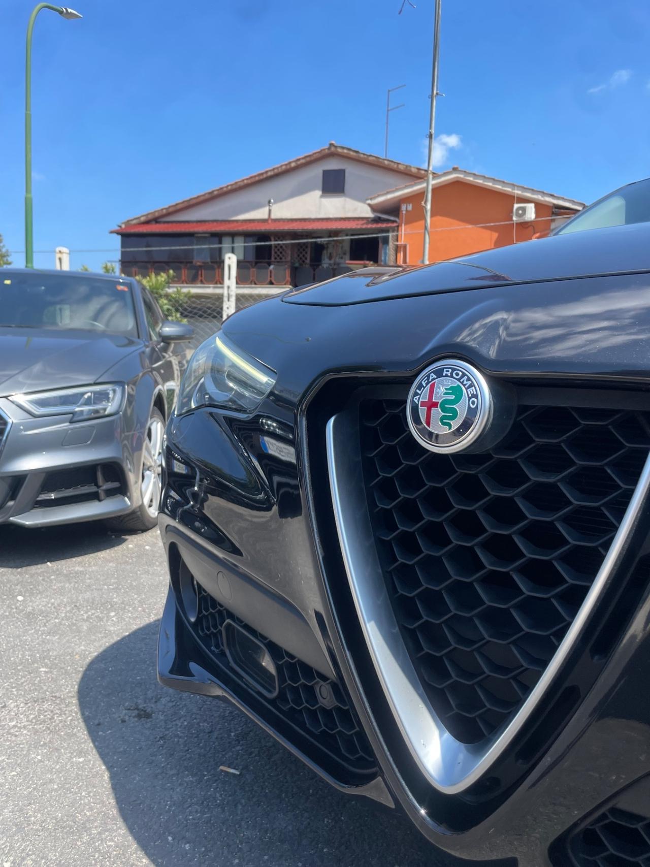 Alfa Romeo Stelvio 2.2 Turbodiesel 180 CV AT8 RWD Executive