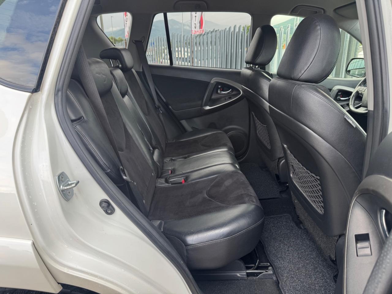 Toyota RAV 4 RAV4 Crossover 2.2 D-Cat A/T 150 CV Style