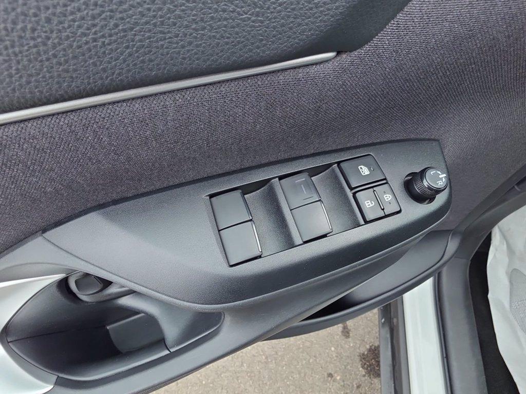 TOYOTA Yaris cross 1.5h active fwd 116cv e-cvt del 2024