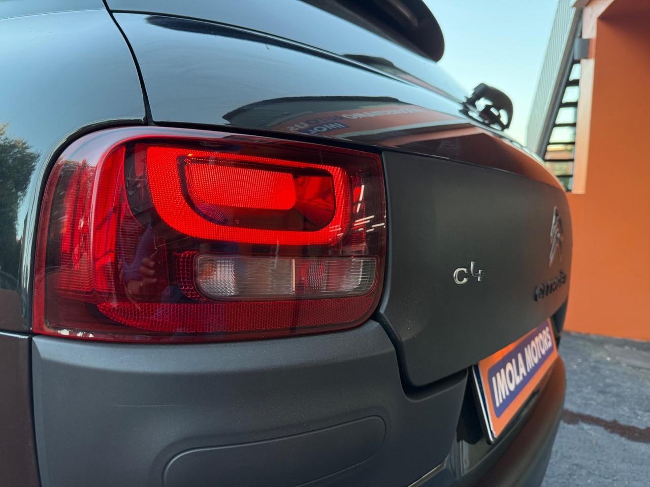 Citroen C4 Cactus BlueHDi 100 S&S ETG6 Shine