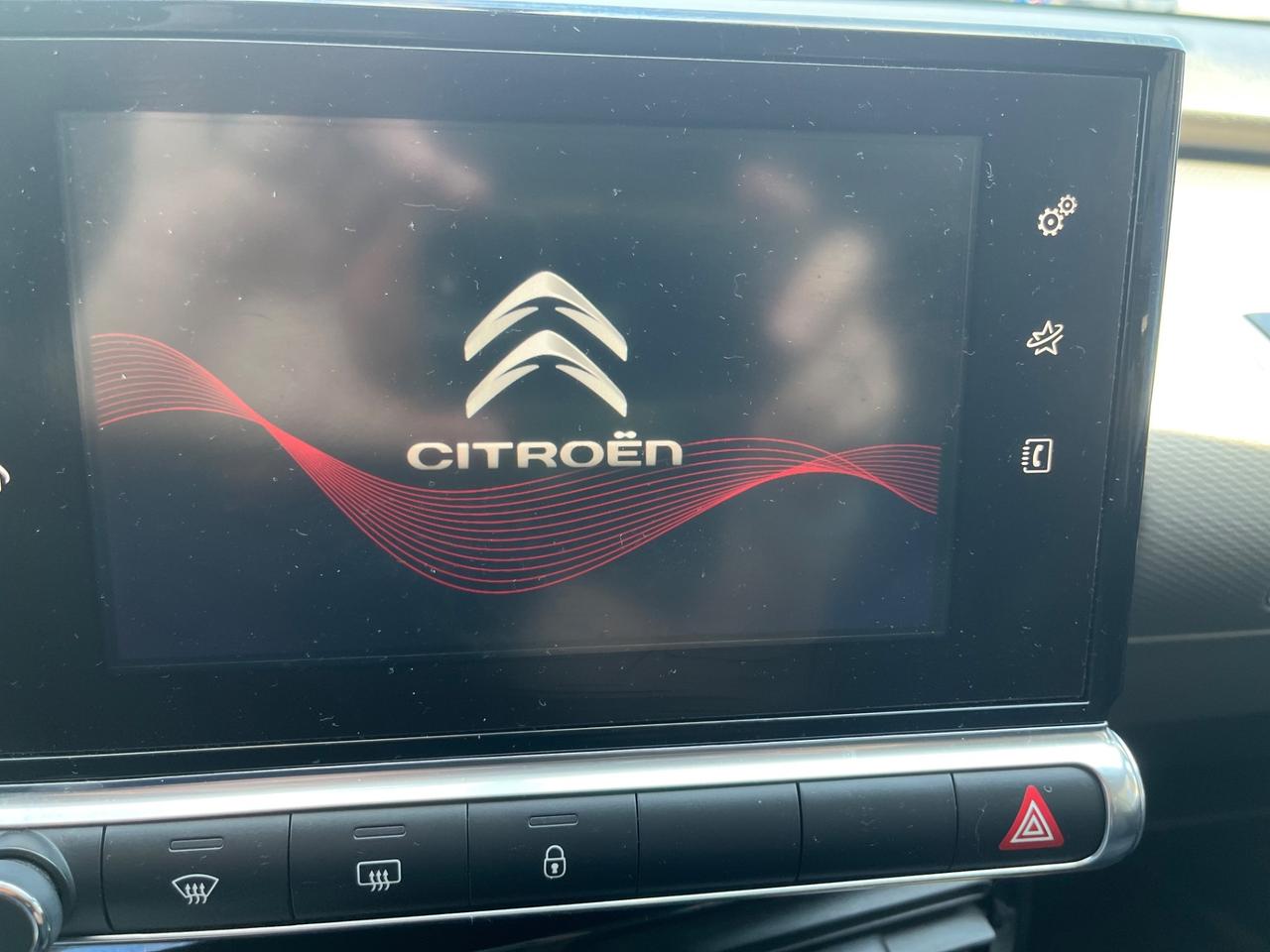 Citroen C4 Cactus BlueHDi 100 Shine Black Edition