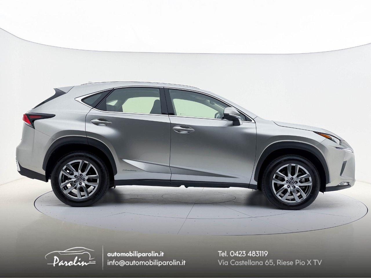 Lexus NX 300h 2.5 Business 2wd cvt