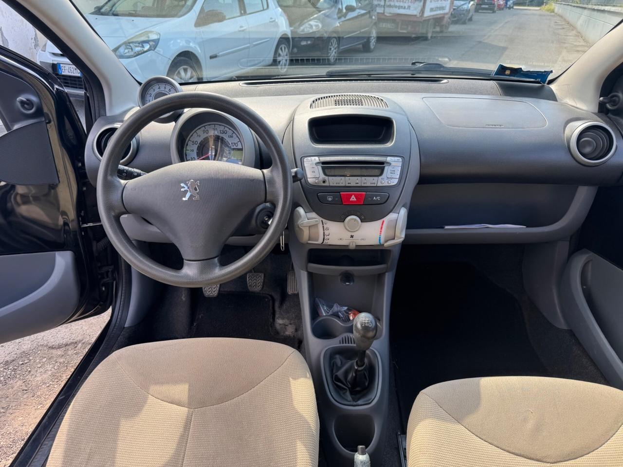 Peugeot 107 1.0 68CV 5p. Sweet Years
