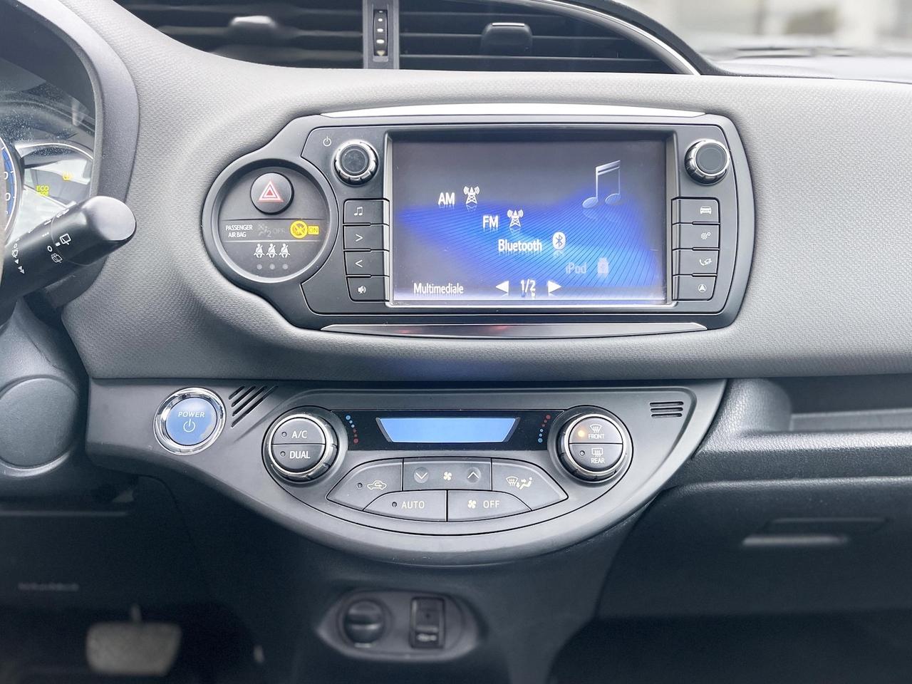 Toyota Yaris 1.5 Hybrid 75CV automatica Neo - 2014