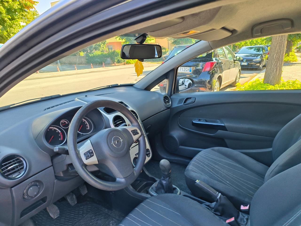 Opel Corsa 1.2 3 porte Enjoy