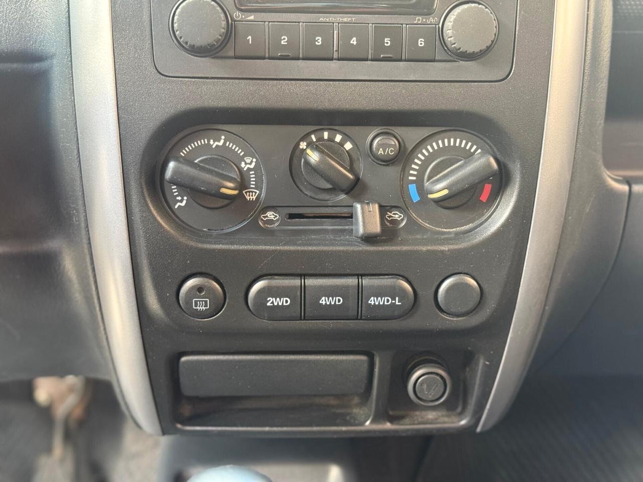 Suzuki Jimny 1.5D 4WD CLIMA-GANCIO TRAINO-DISTR. NUOVA