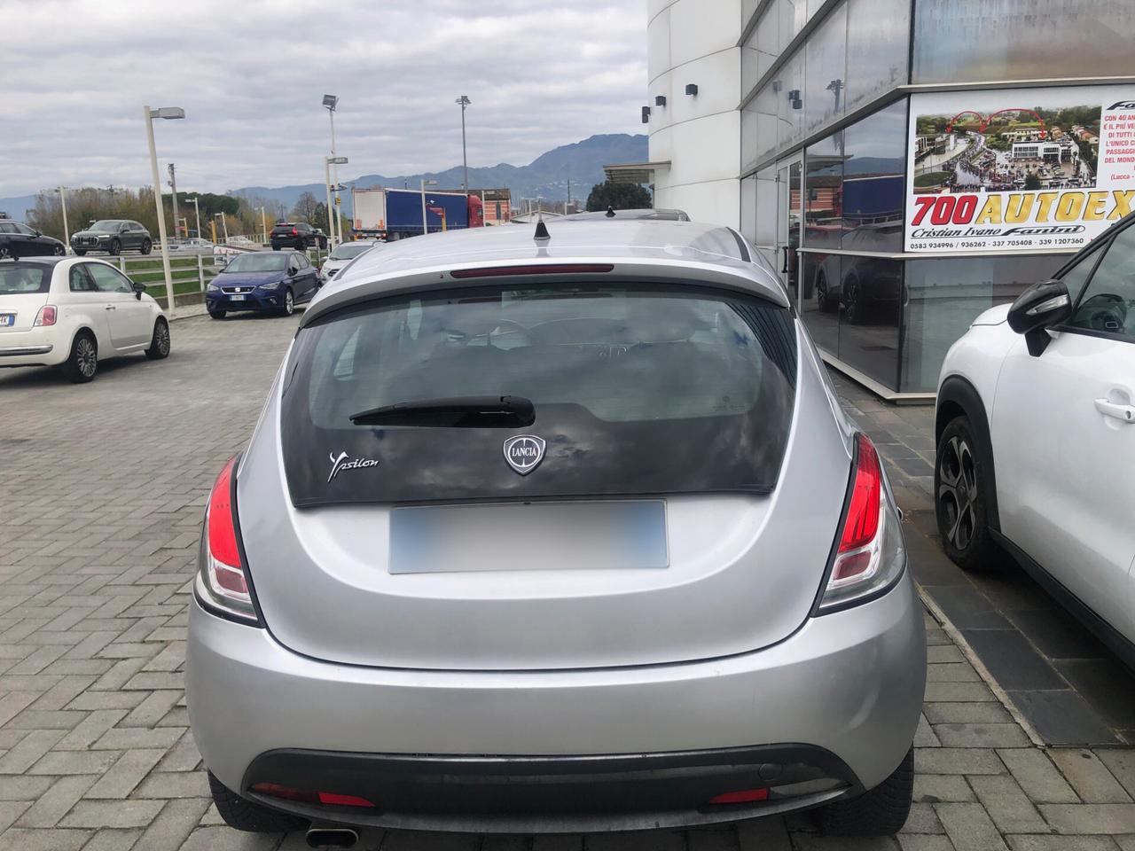 Lancia Ypsilon 1.2 69 CV 5 porte S&S Silver