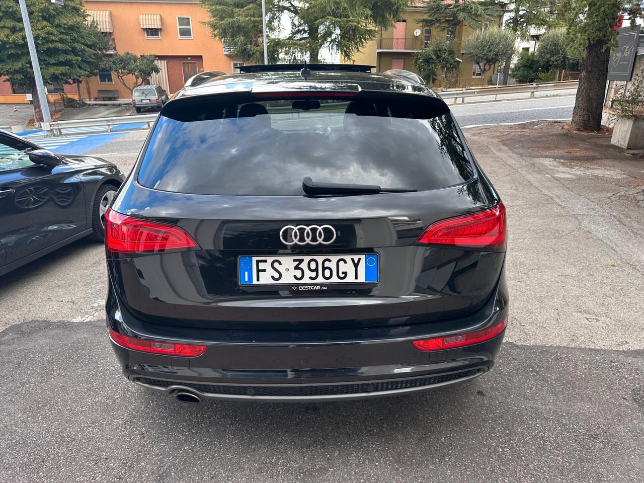 Audi Q5 2.0 TDI 177CV quattro S tronic LINE Plus / PANORAMA R21 LED KEYLESS-GO