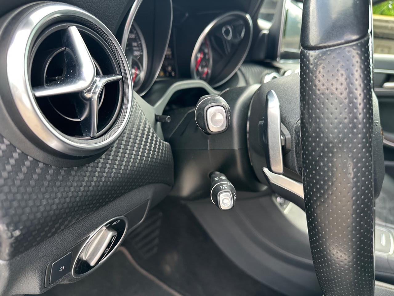 Mercedes A200d 4 matic premium amg