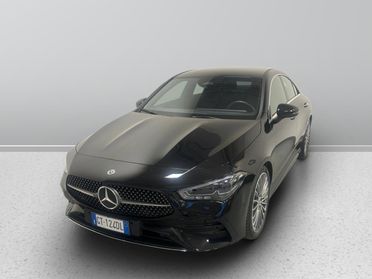 Mercedes-Benz CLA Coupe - C118 2023 - CLA Coupe 200 d AMG Line Advanced Plus auto