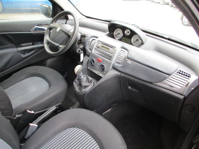 LANCIA Ypsilon 1.4 8V 78cv 3p Argento