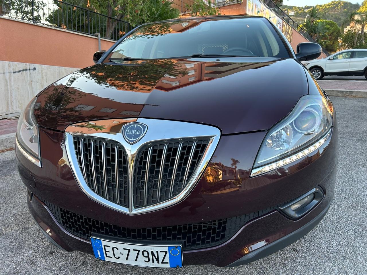 Lancia Delta 1.6 MJT Platino km certificati