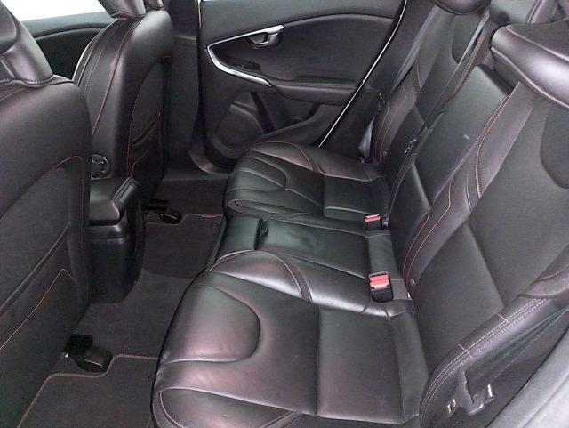 VOLVO V40 2.0 d2 Business my17