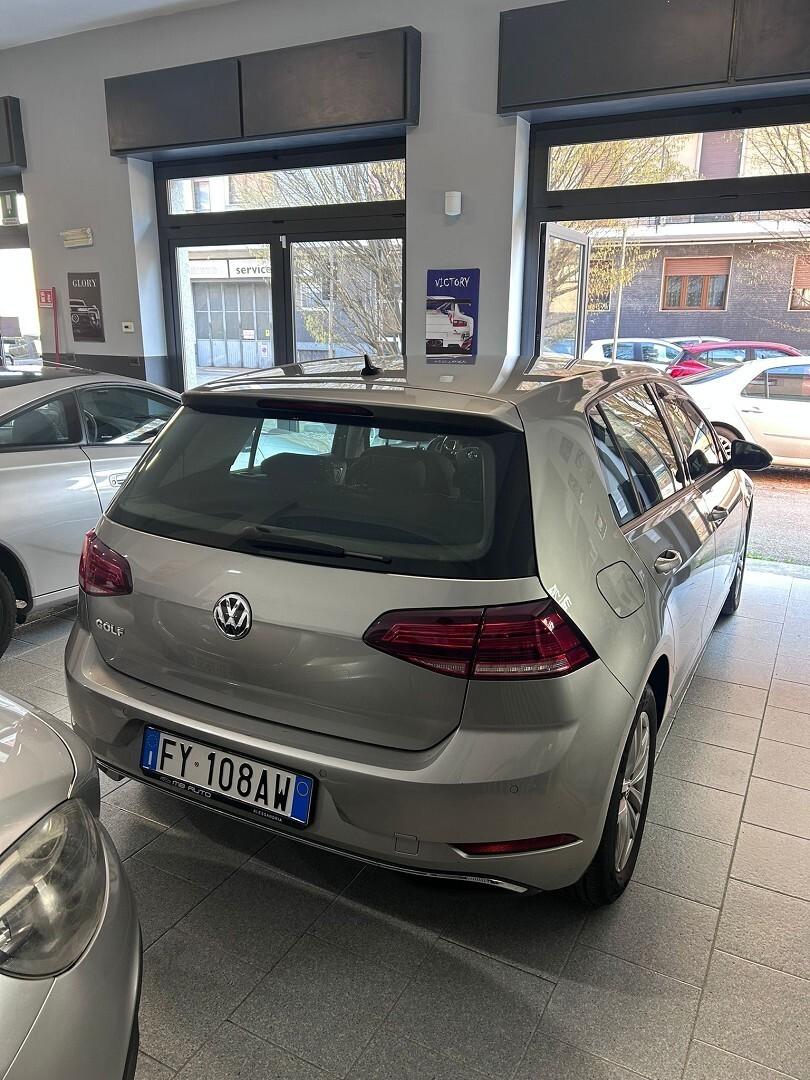 Volkswagen Golf condizioni pari al nuovo