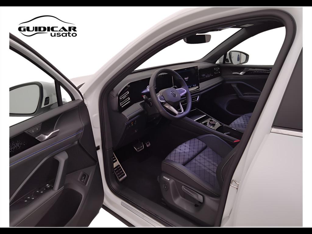 VOLKSWAGEN Tiguan III 2024 - Tiguan 1.5 etsi R-Line Plus 150cv dsg