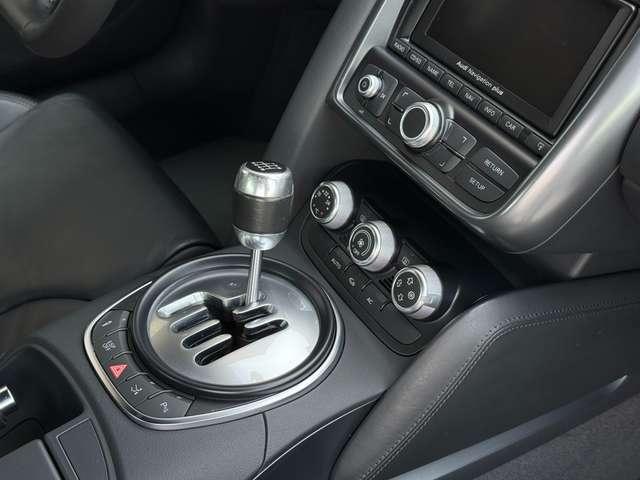 Audi R8 Coupe 4.2 V8 FSI quattro CAMBIO MANUALE