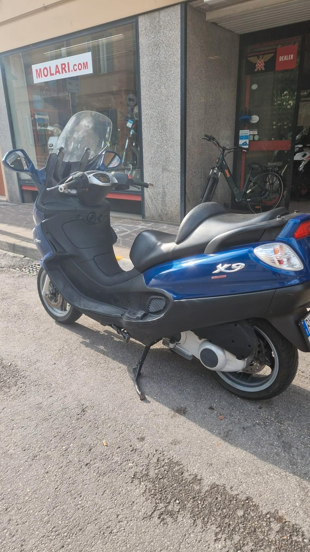 Piaggio X9 250 C.C Blu Met. 05/2004