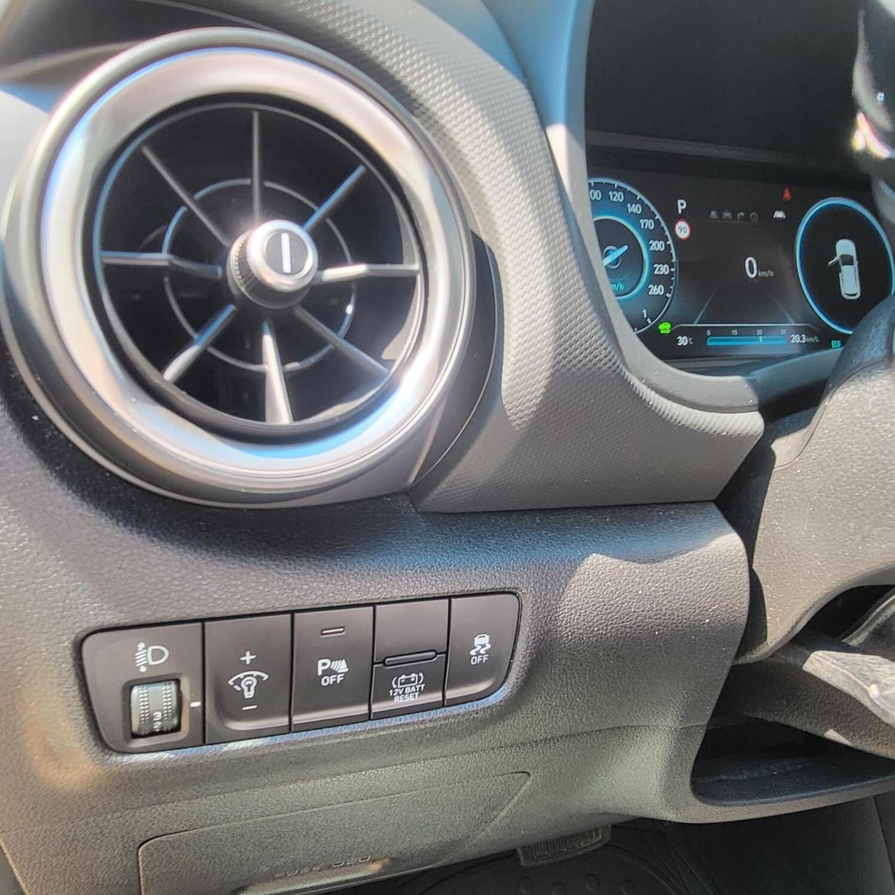 Hyundai Kona HEV 1.6 DCT XTech
