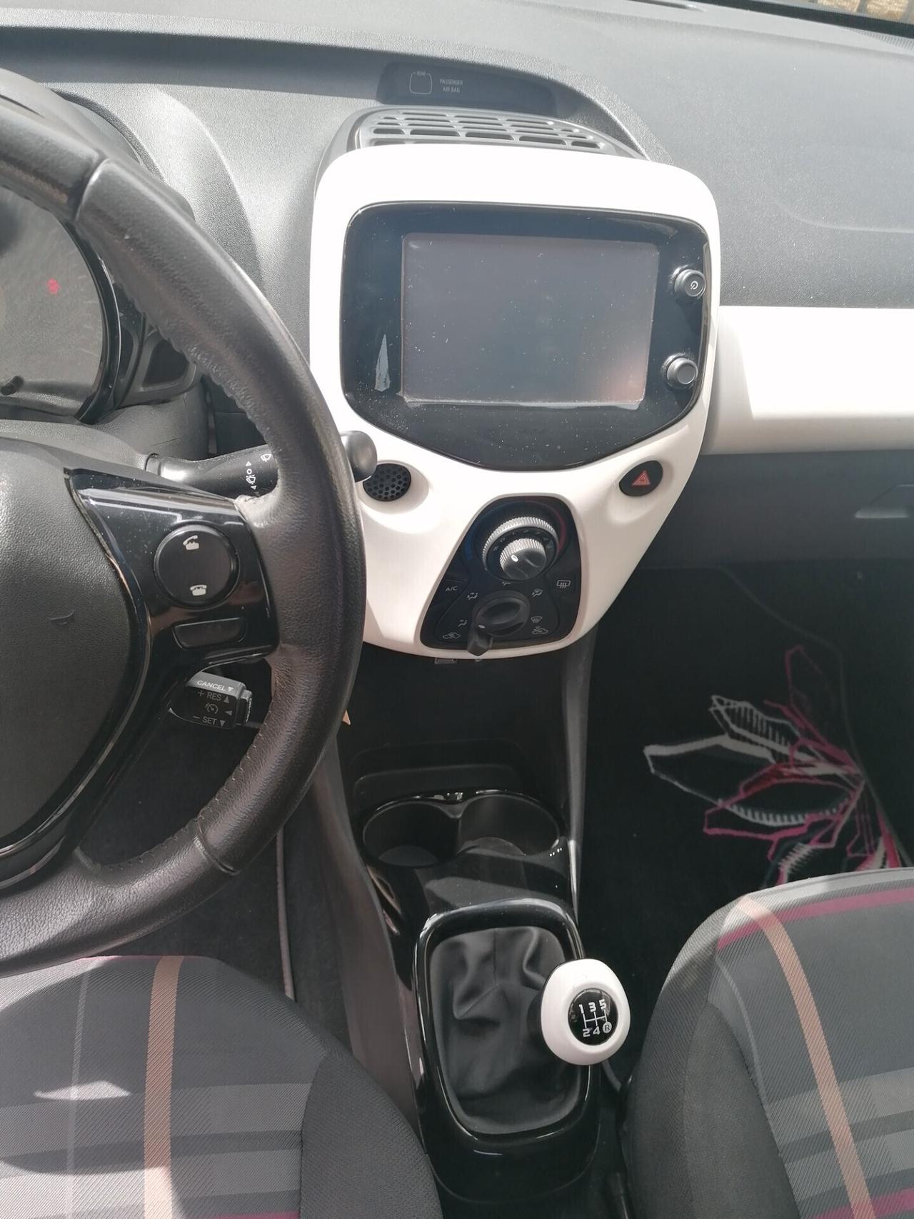 Peugeot 108 VTi 68Cv 5 porte 69356km