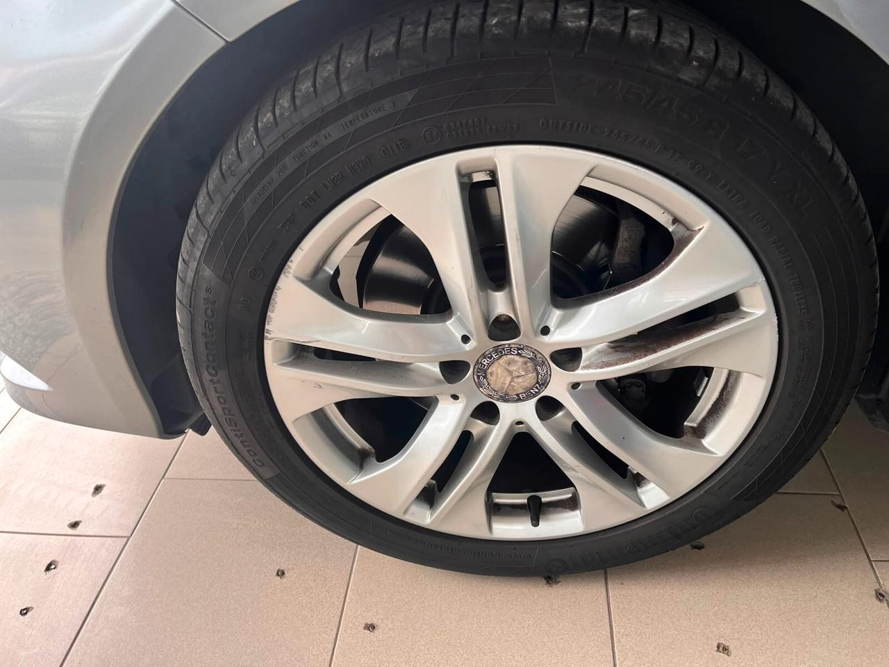 Mercedes-benz E 250 CDI BlueEFFICIENCY Avantgarde