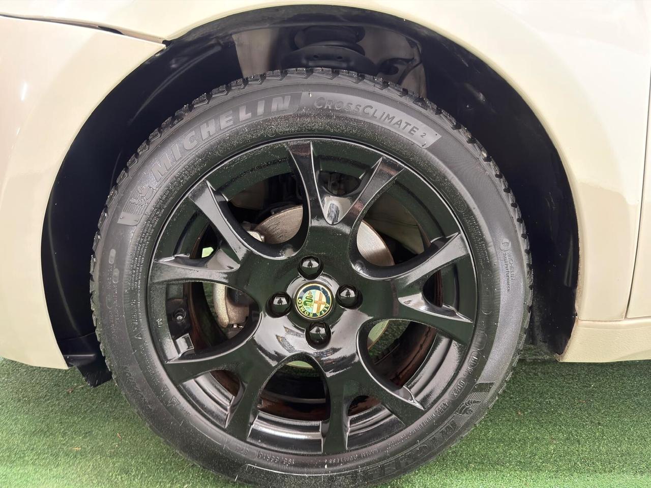 Alfa Romeo MiTo 1.4 78 CV Distinctive Sport Pack