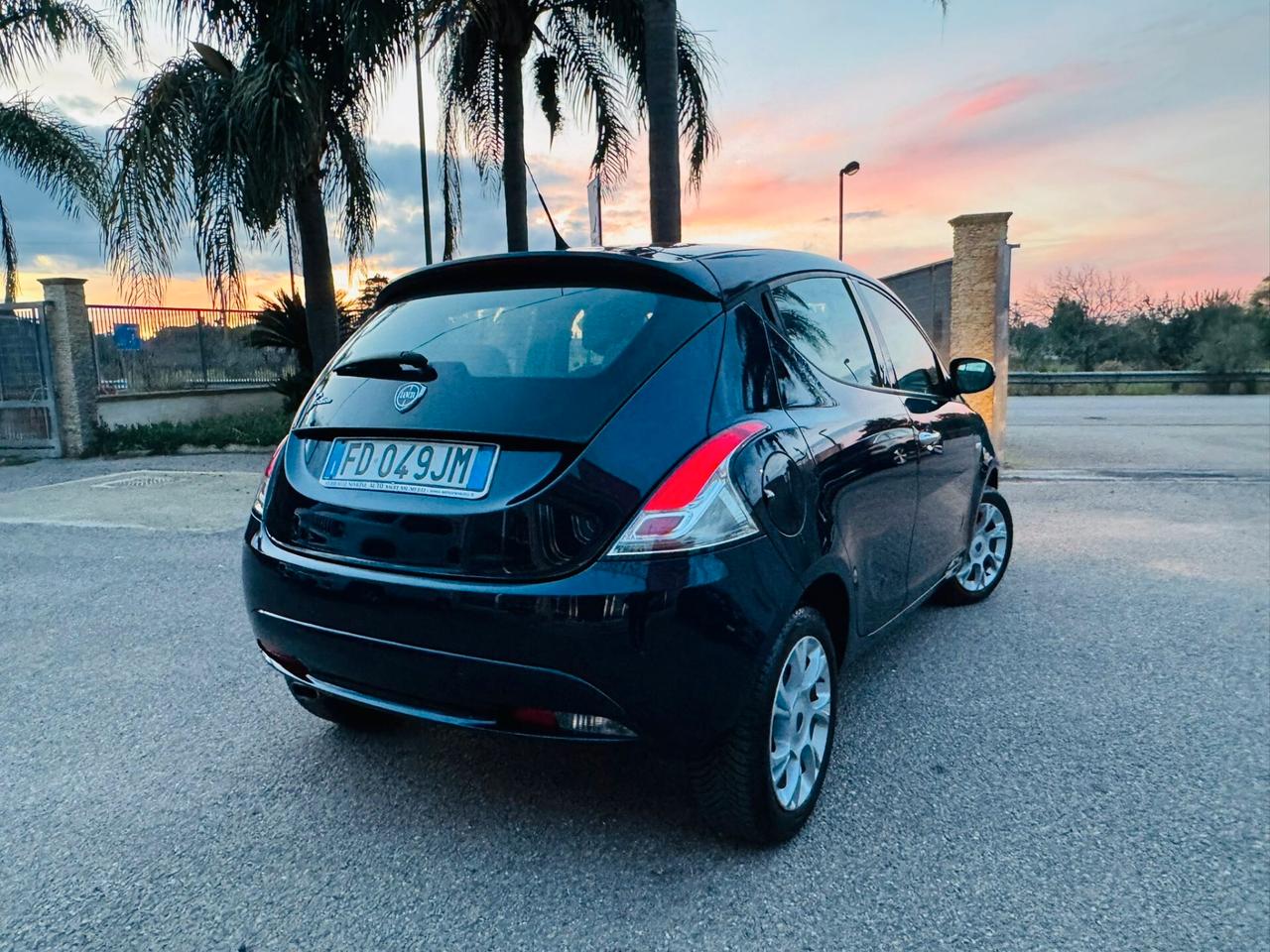 Lancia Ypsilon 1.3 MJT 16V 95 CV 5 porte S&S Gold