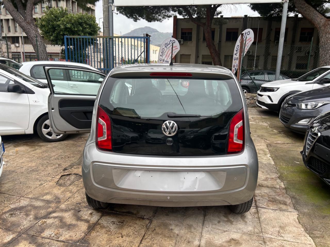 Volkswagen up! 1.0 5p. Move