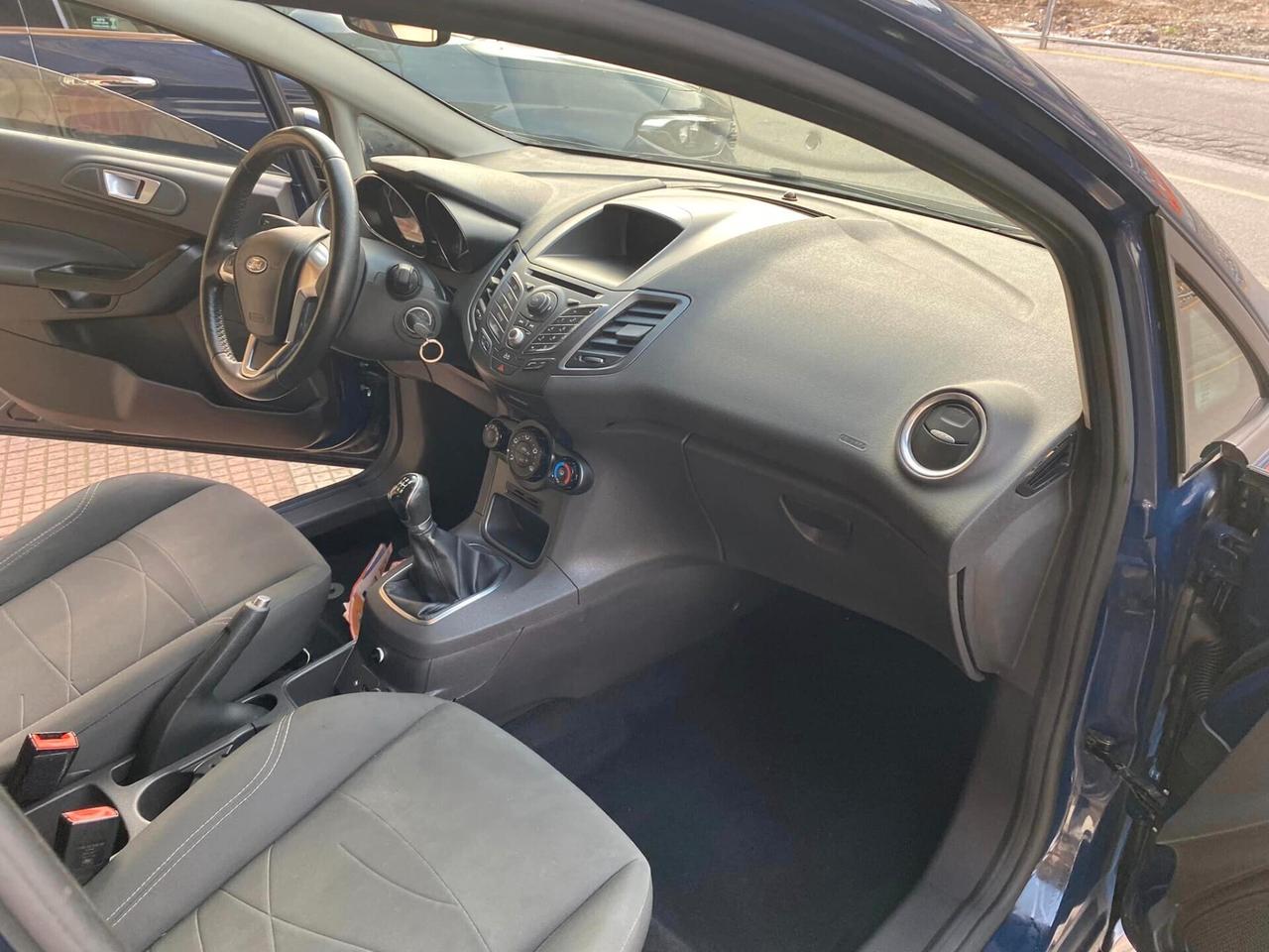 Ford Fiesta 1.5 TDCi 75CV Titanium - 2015