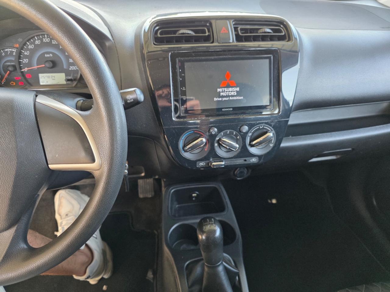 Mitsubishi Space Star 1.0 Invite