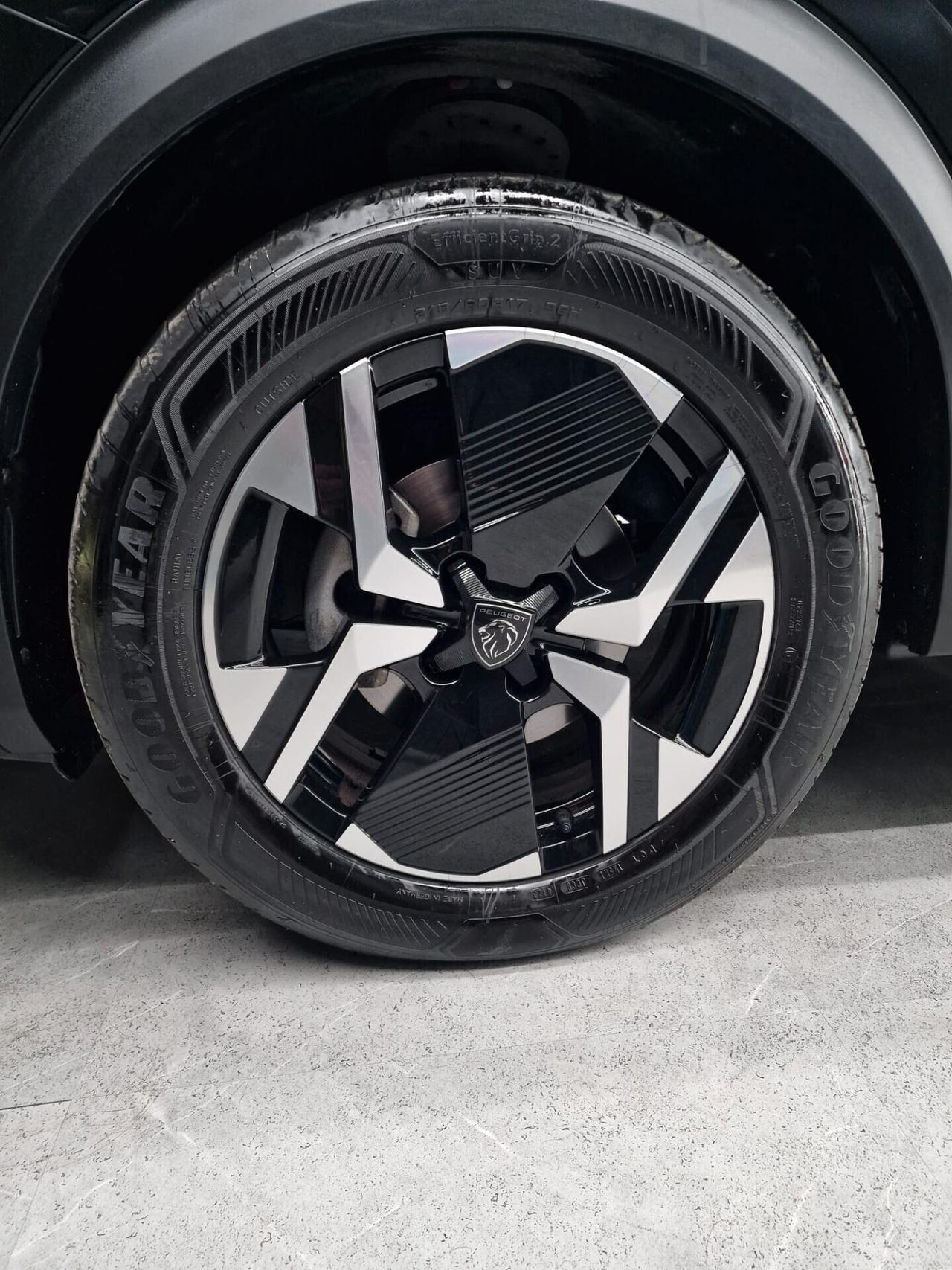 Peugeot 2008 1.2 PureTech 100 S&S Allure