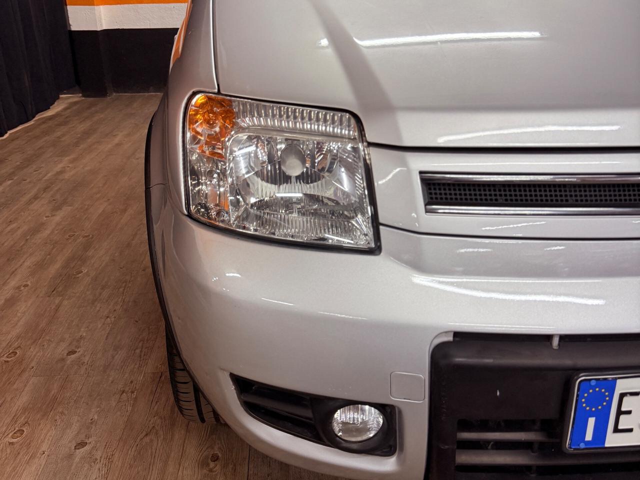 FANTASTICA FIAT PANDA 4x4 CON SOLI 45.840 KM IN CONDIZIONI DA VETRINA