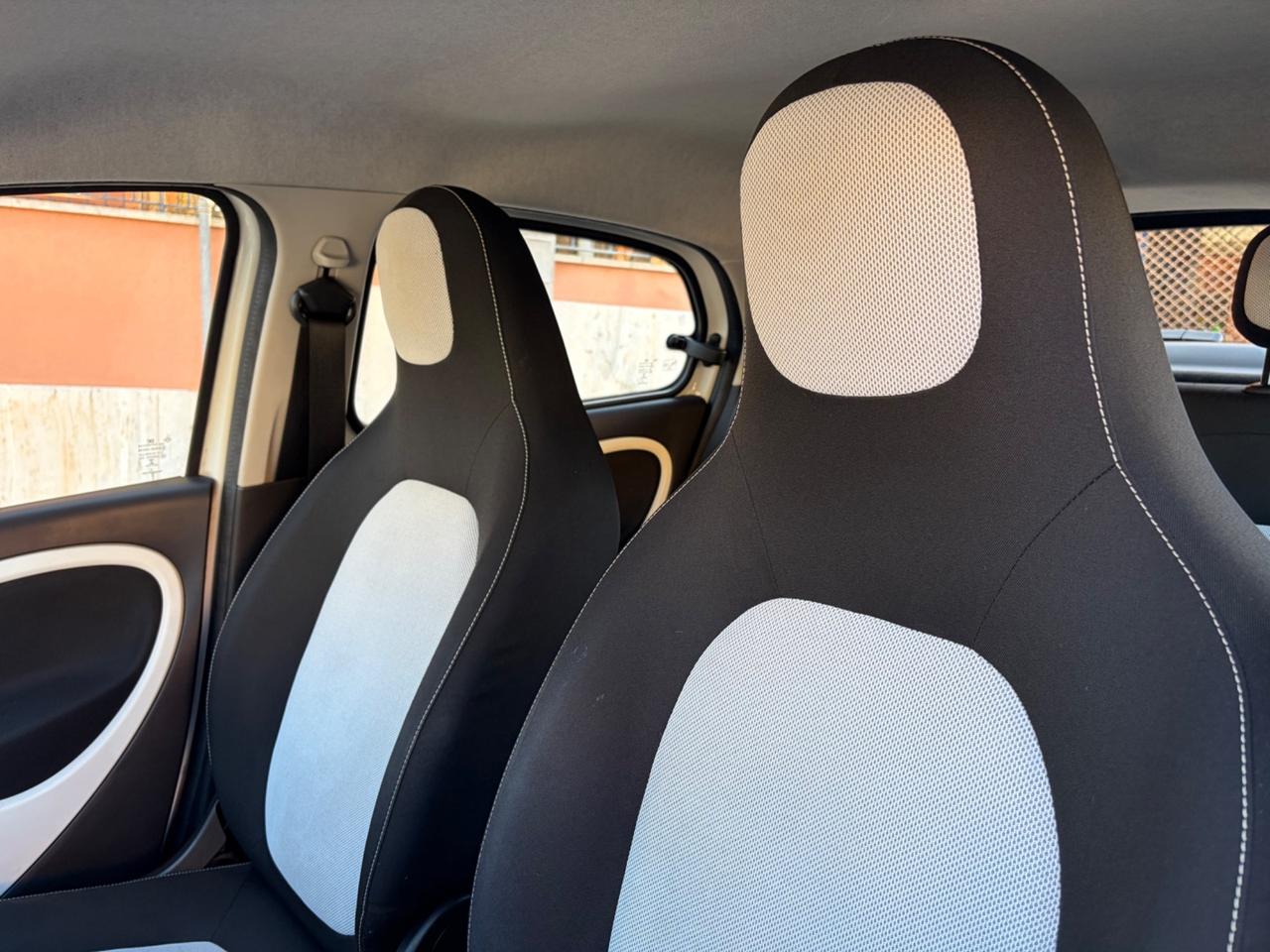 Smart ForFour 1.0 passion unico proprietario !!!