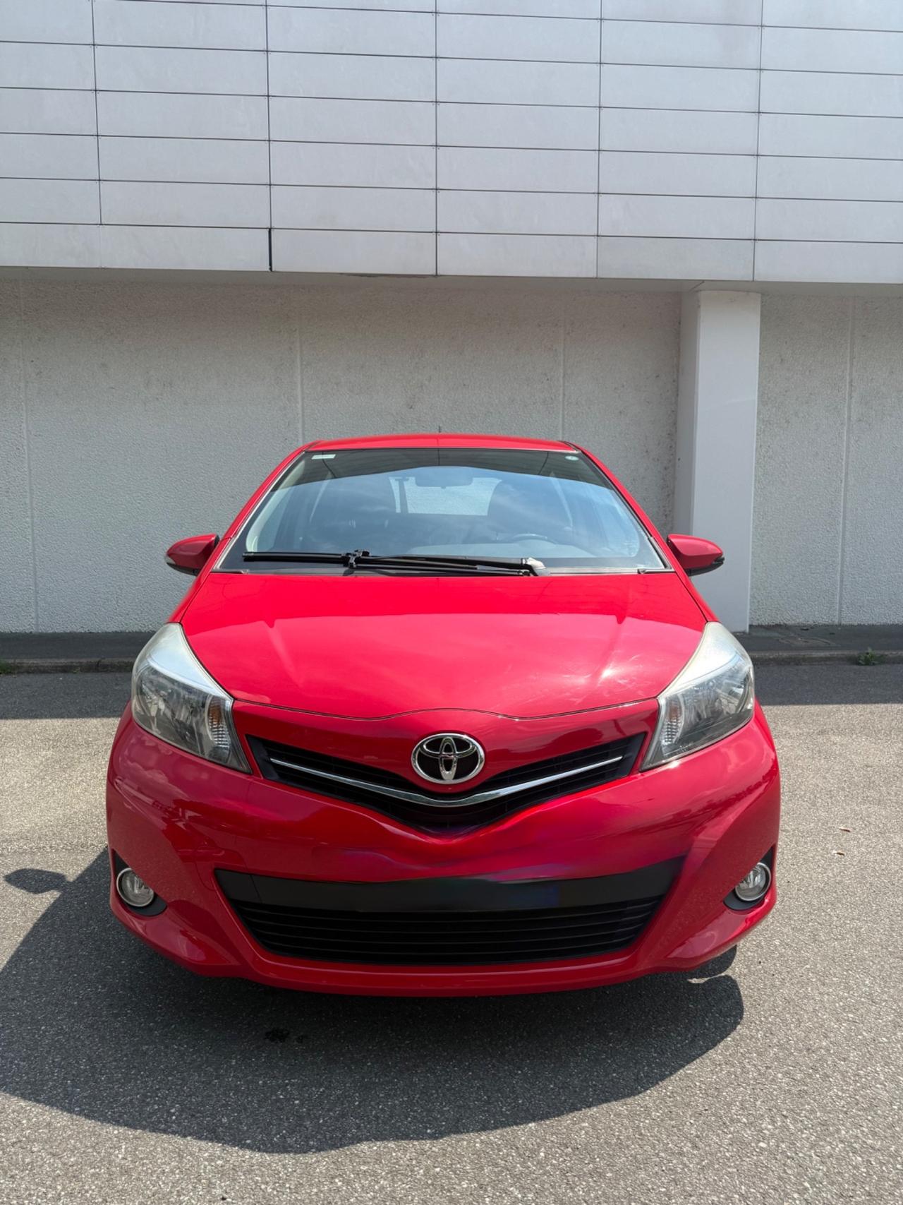 Toyota Yaris 1.0 5 porte