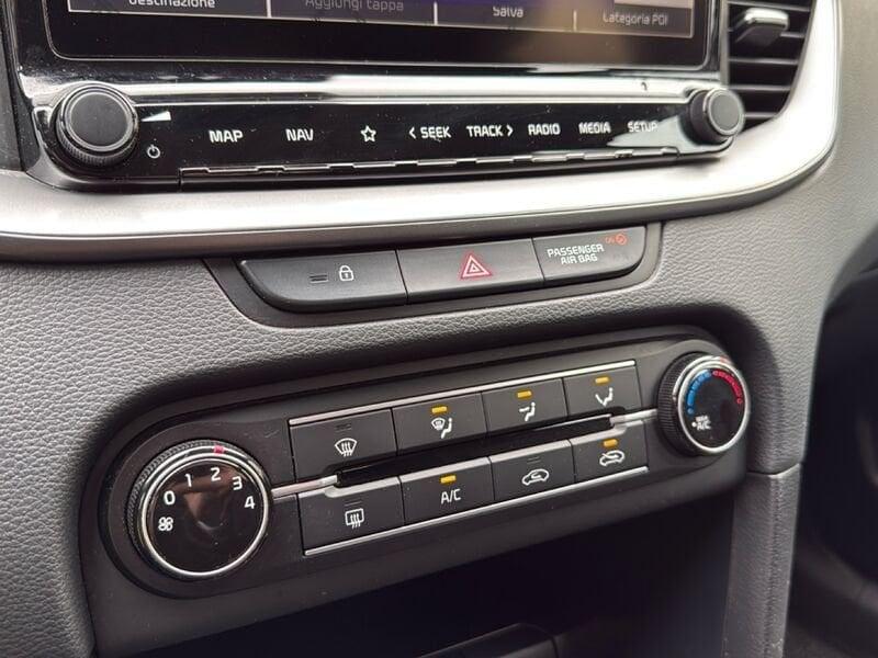 KIA ceed 1.6 CRDi 136 CV MHEV DCT SW Business