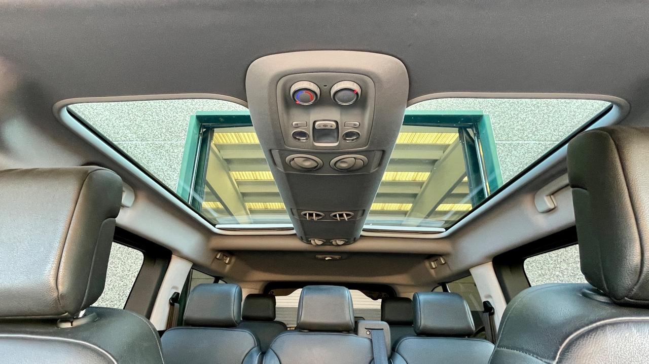 PEUGEOT TRAVELLER 2.0 BLUEHDI LONG BUSINESS VIP 177CV - OTTO POSTI, SEDILI IN PELLE ELETTRICI RISCADABILI, TETTO